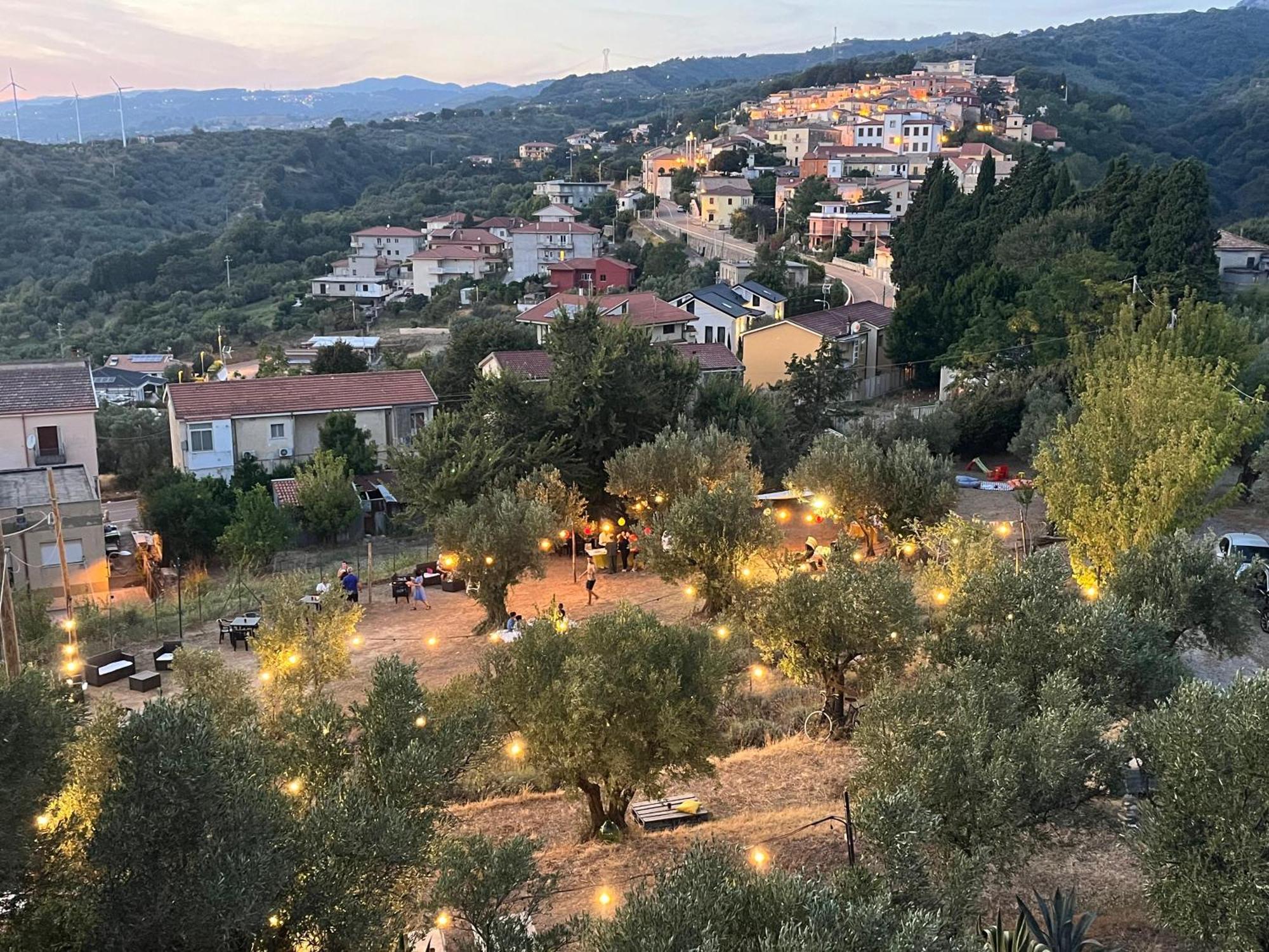 Апартаменти Casale Carolea Sarrotino Екстер'єр фото